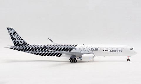 Airbus A350-900 "Carbon Fiber"