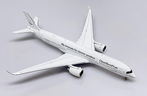 Airbus A350-900XWB "CleanTechFlyer"